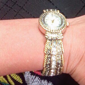 Quartz watch women's